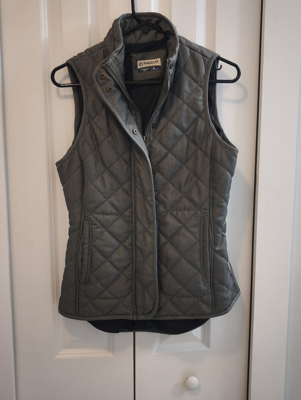 Magellan Outdoors Women's Quilted Grey Puffer Vest